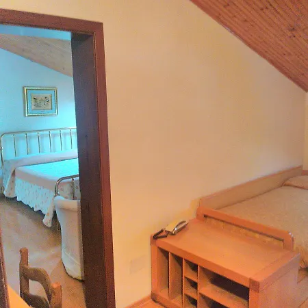 Hotel Capriolo 3*